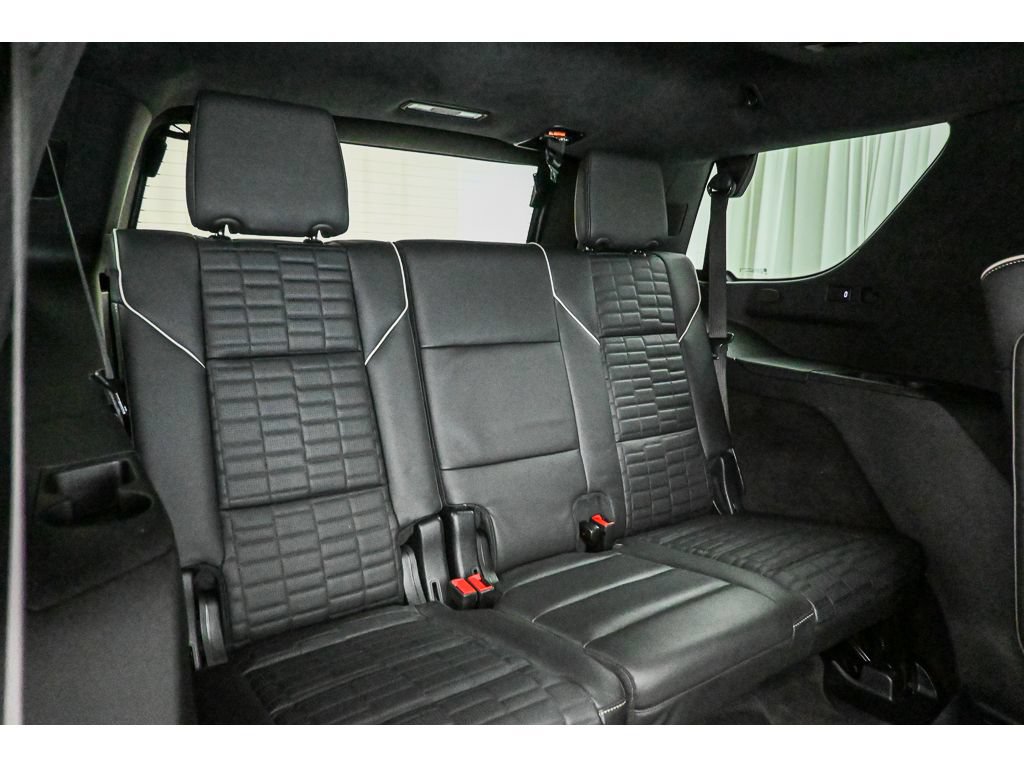 Certified 2024 Cadillac Escalade Sport Platinum w/ LPO, ONYX Package AWD/4WD image 22