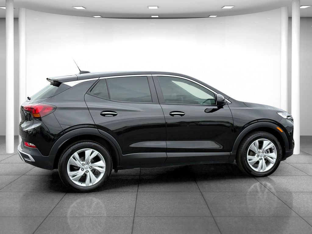 Used 2024 Buick Encore GX Preferred w/ Comfort Package FWD image 8