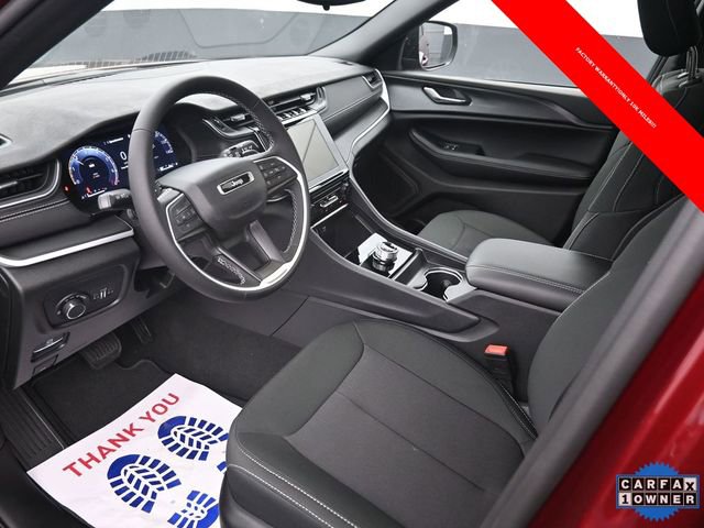 Used 2024 Jeep Grand Cherokee L Laredo AWD/4WD image 10