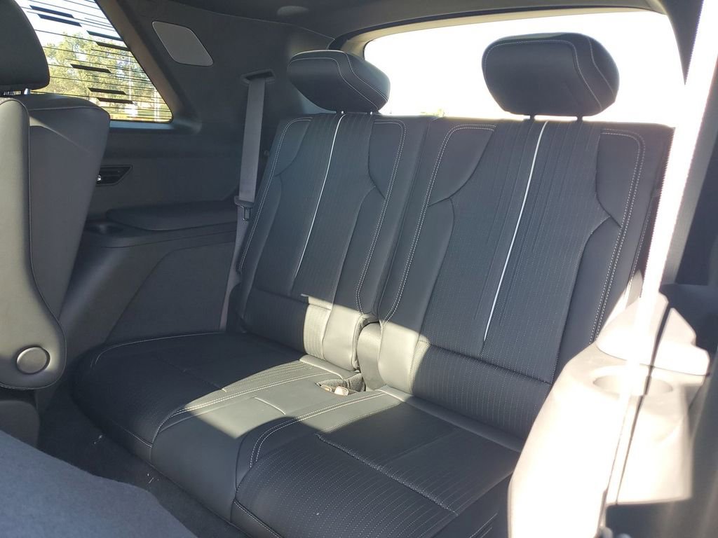 New 2026 Cadillac Vistiq Luxury image 25