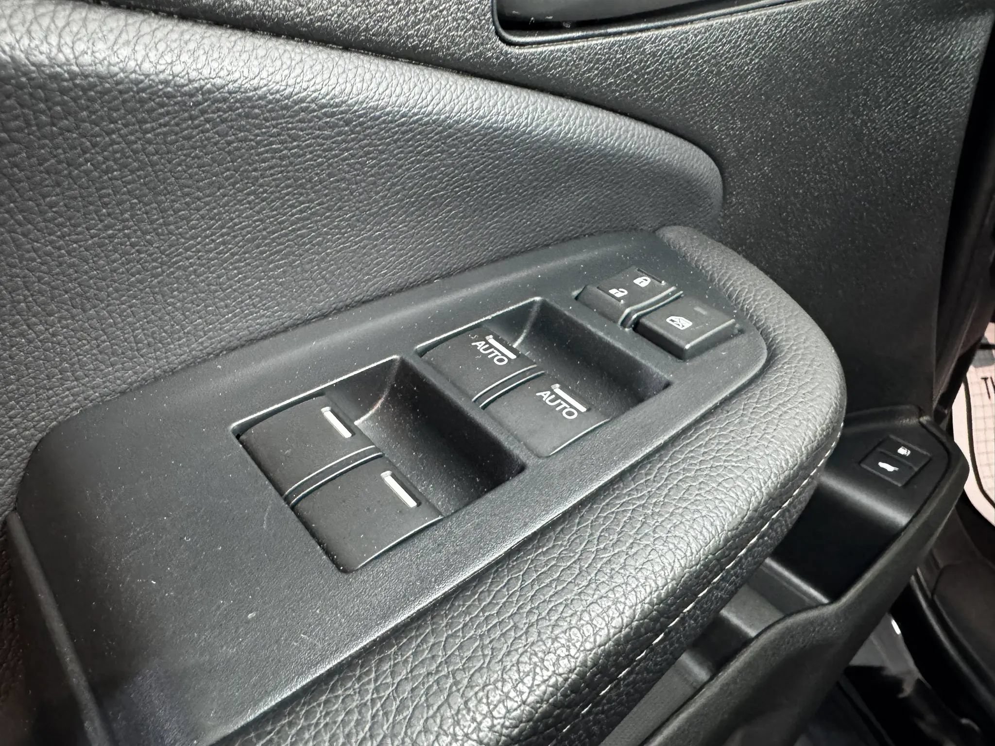 Used 2022 Honda Passport EX-L image 32