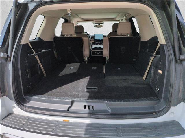 Used 2024 Ford Expedition Limited image 6