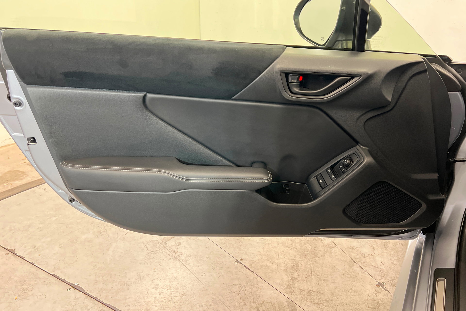 Certified 2025 Toyota GR86 Premium w/ Performance Package image 15