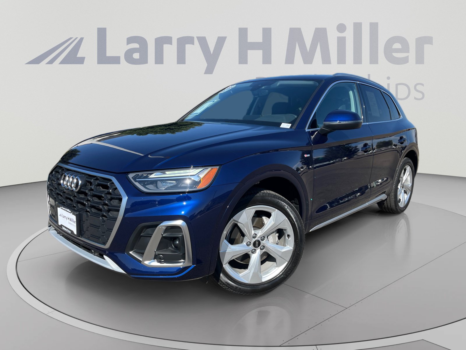 Used 2025 Audi Q5 2.0T Premium Plus w/ Premium Plus Package