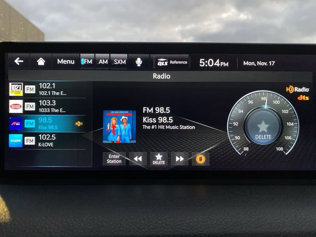 Used 2022 Genesis GV70 2.5T w/ Select Package image 26