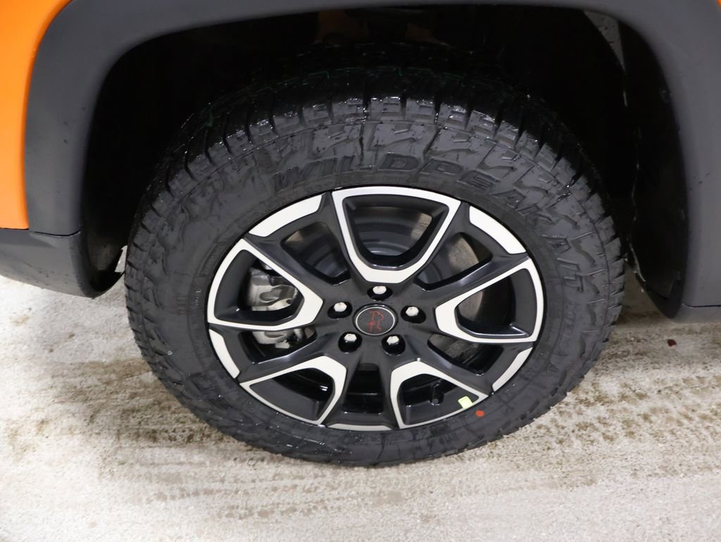 New 2026 Jeep Compass Trailhawk image 9