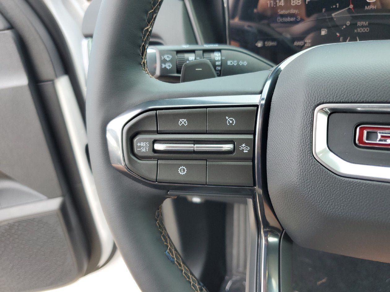 New 2027 GMC Terrain AT4 w/ Technology Package II AWD/4WD image 28