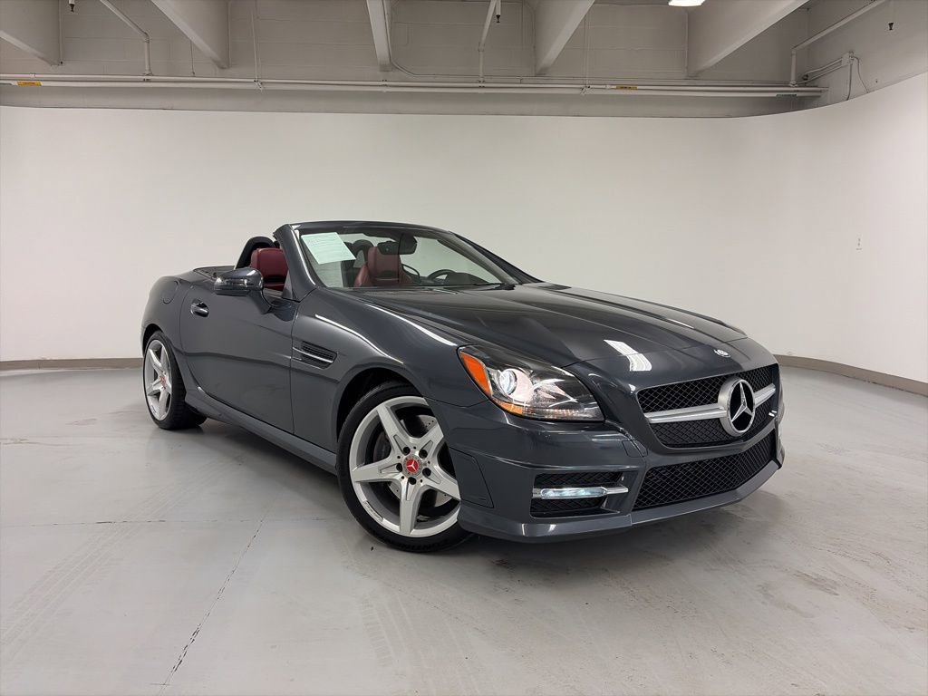 Used 2014 Mercedes-Benz SLK 250 image 2