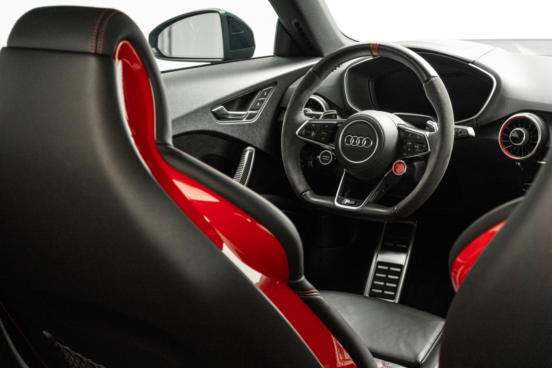 Used 2019 Audi TT RS -Low Miles, Black Optic, Techn image 27