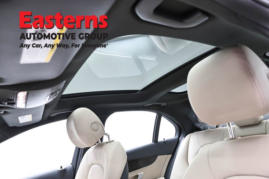 Used 2018 Mercedes-Benz C 300 4MATIC Sedan image 35
