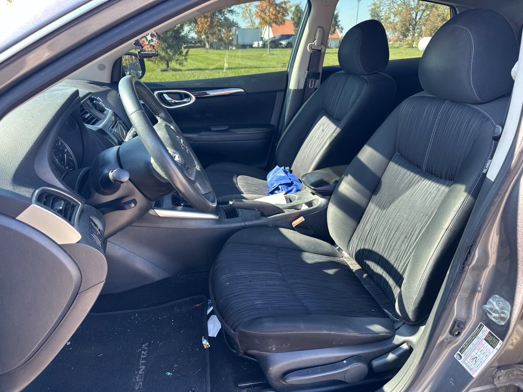 Used 2018 Nissan Sentra SV FWD image 17