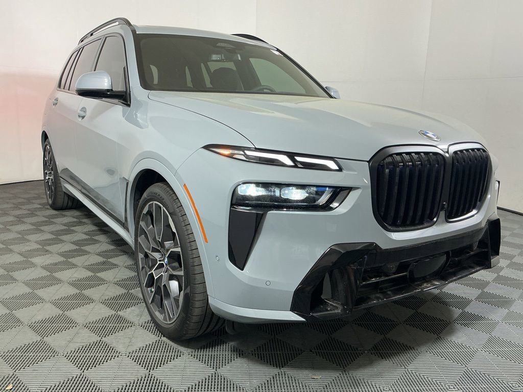New 2026 BMW X7 xDrive40i AWD/4WD image 4