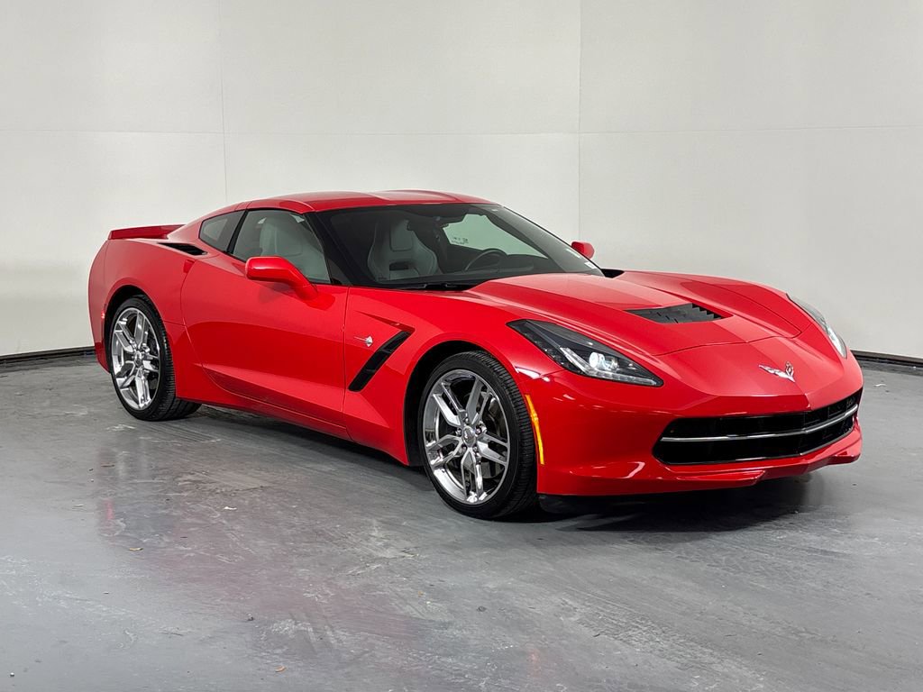 Used 2019 Chevrolet Corvette Stingray Coupe w/ Z51 1LT RWD image 3