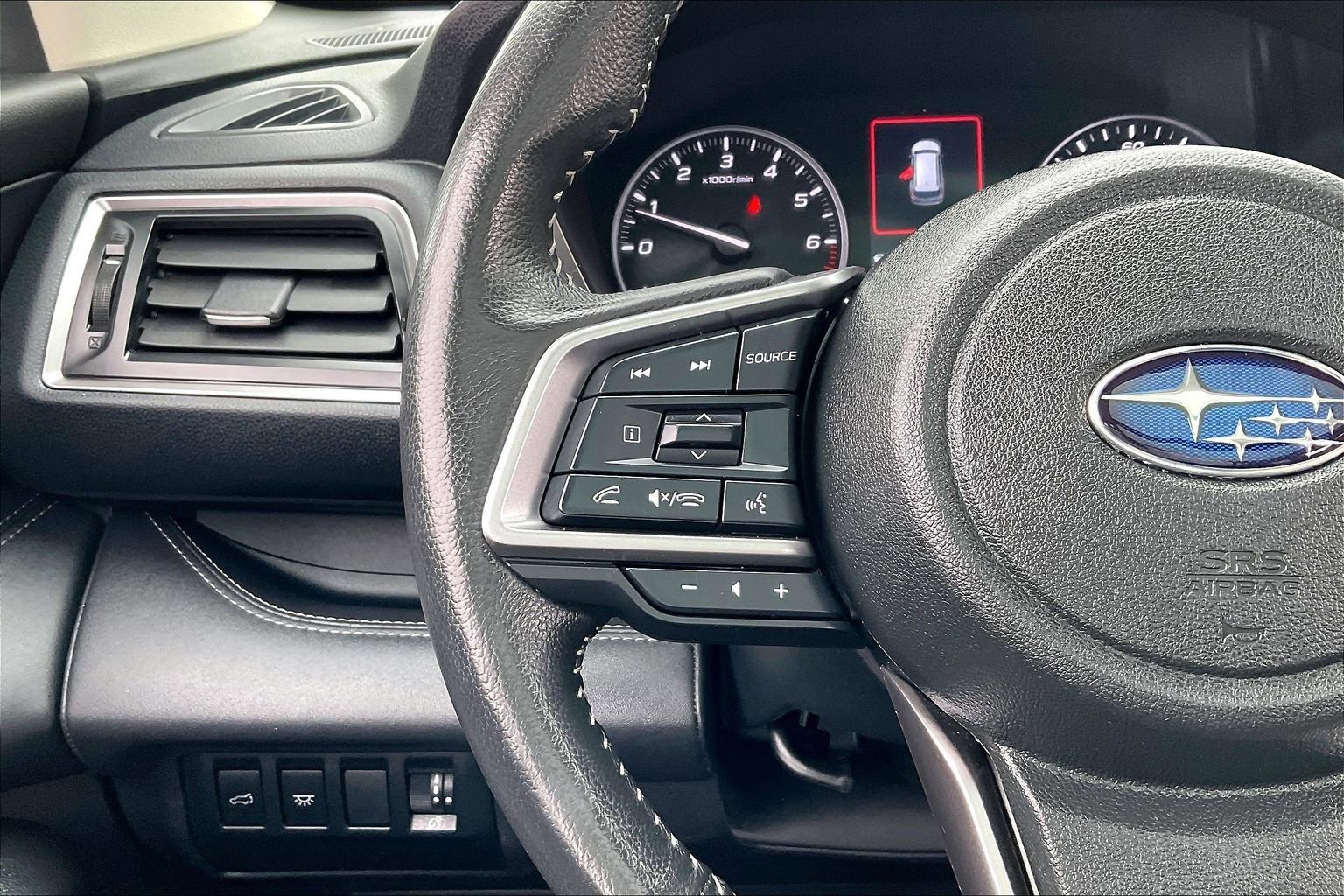 Used 2024 Subaru Ascent Limited w/ Technology Package image 19