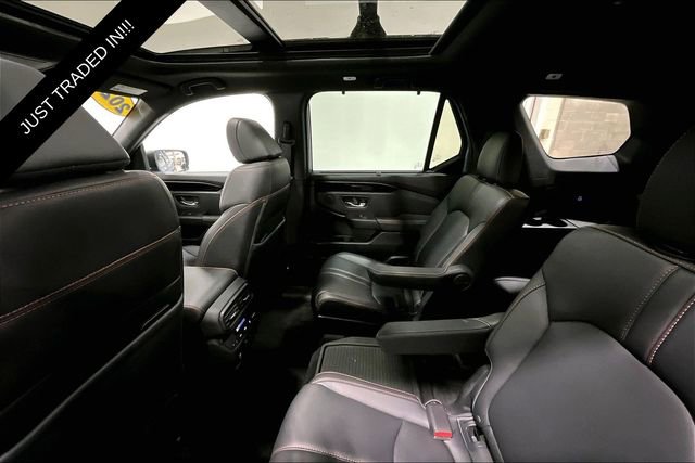 Used 2023 Honda Pilot TrailSport image 27