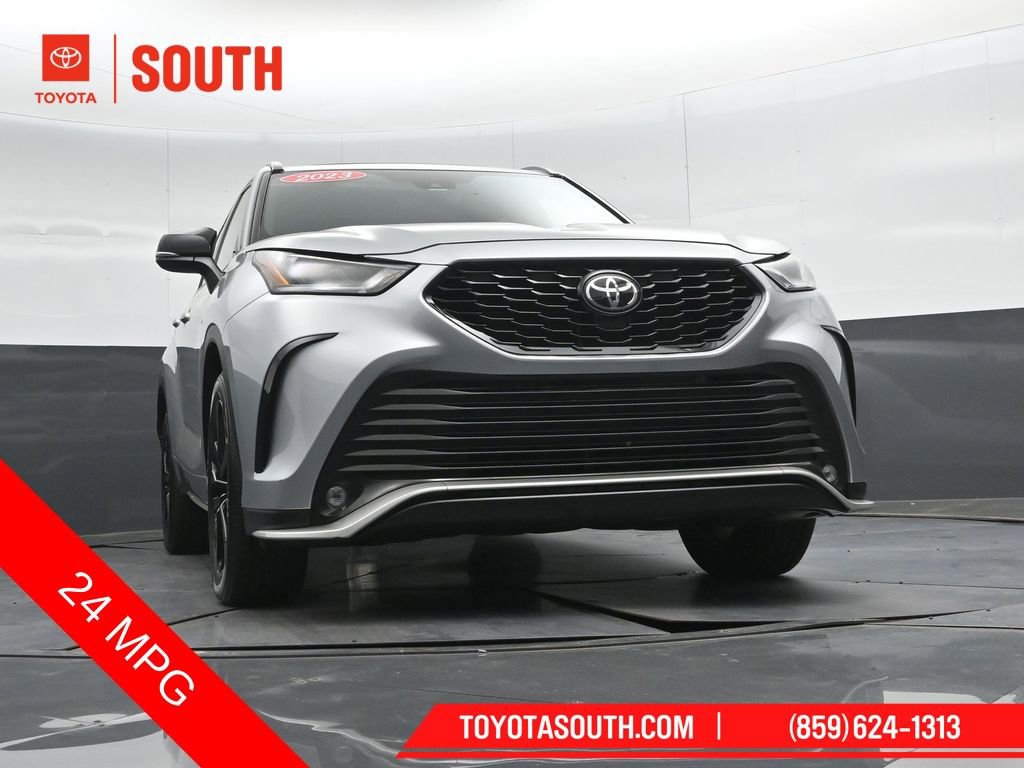 Used 2023 Toyota Highlander XSE image 44