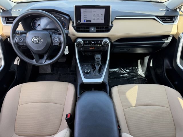 Used 2024 Toyota RAV4 LE image 11