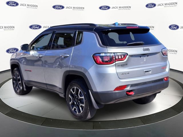 Used 2019 Jeep Compass Trailhawk AWD/4WD image 3