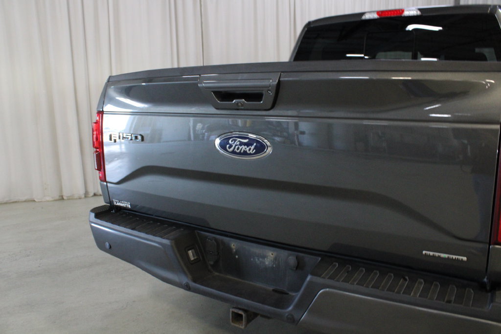 Used 2015 Ford F150 Lariat w/ Equipment Group 502A Luxury AWD/4WD image 31