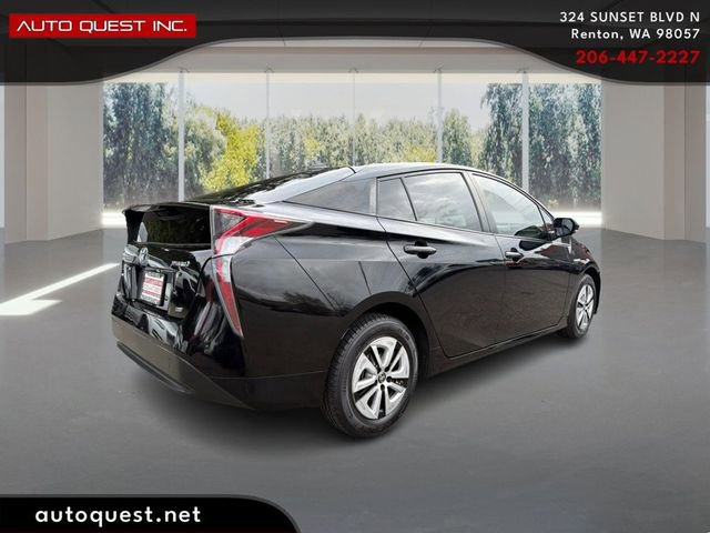 Used 2017 Toyota Prius Two w/ Carpet Mat Package FWD image 5