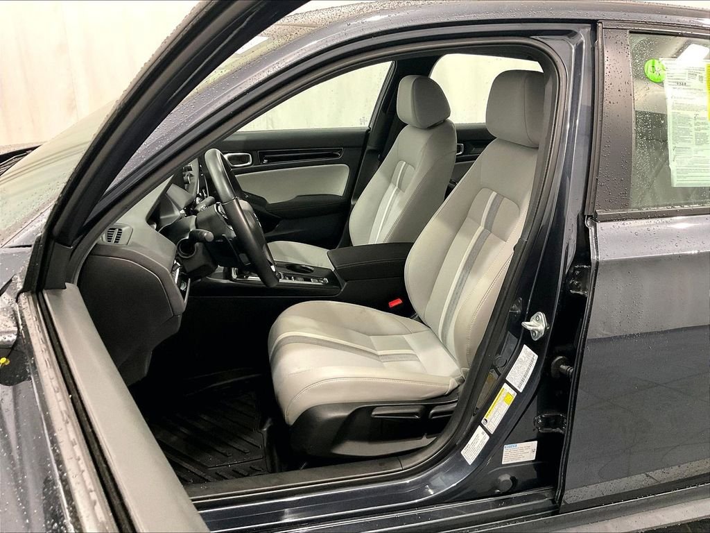 Used 2025 Honda Civic Sport image 10