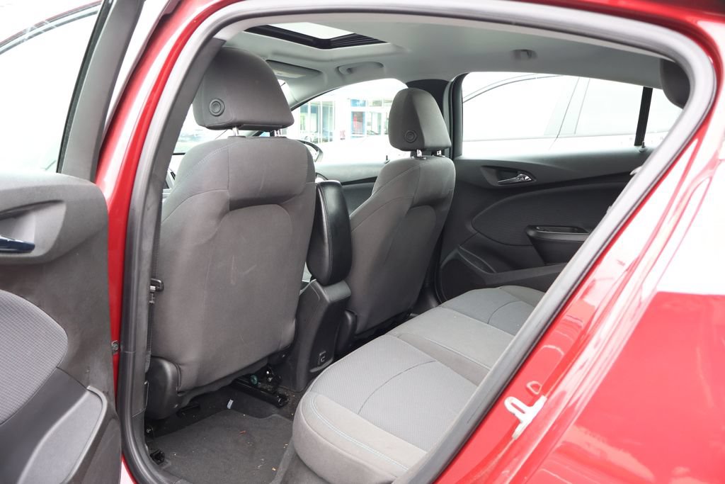 Used 2019 Chevrolet Cruze LT w/ Sun And Sound Package FWD image 31