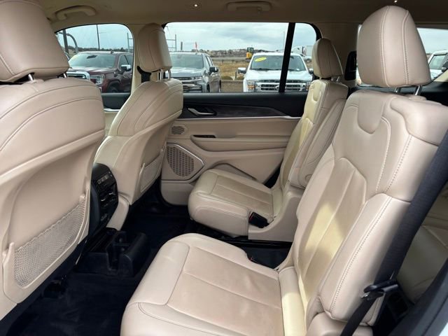 Used 2021 Jeep Grand Cherokee L Limited image 16