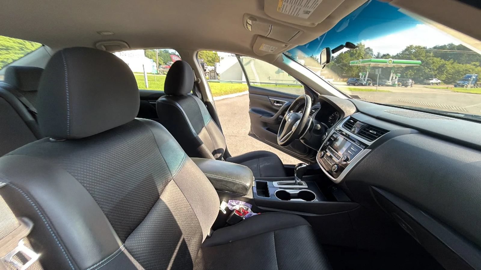 Used 2018 Nissan Altima 2.5 SR FWD image 48