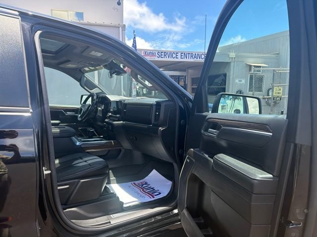 Used 2022 Chevrolet Silverado 1500 RST AWD/4WD image 10