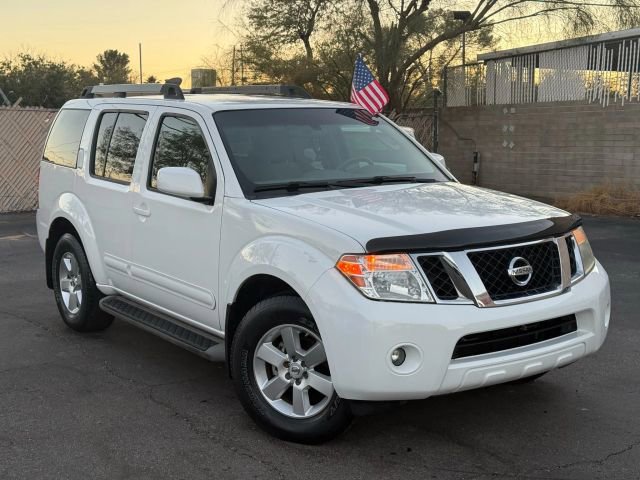 Used 2011 Nissan Pathfinder SV image 4