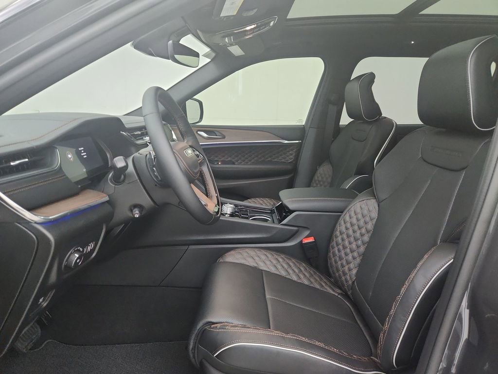 New 2025 Jeep Grand Cherokee L Summit image 19