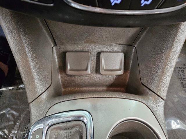 Used 2018 Chevrolet Cruze LT w/ Convenience Package FWD image 17