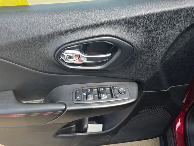 Used 2021 Jeep Cherokee Trailhawk w/ Sun, Sound & Nav Group image 18