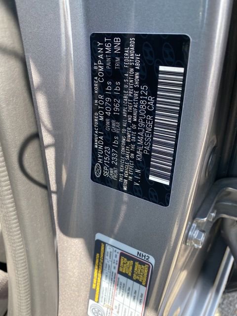 Certified 2023 Hyundai Elantra Blue image 12