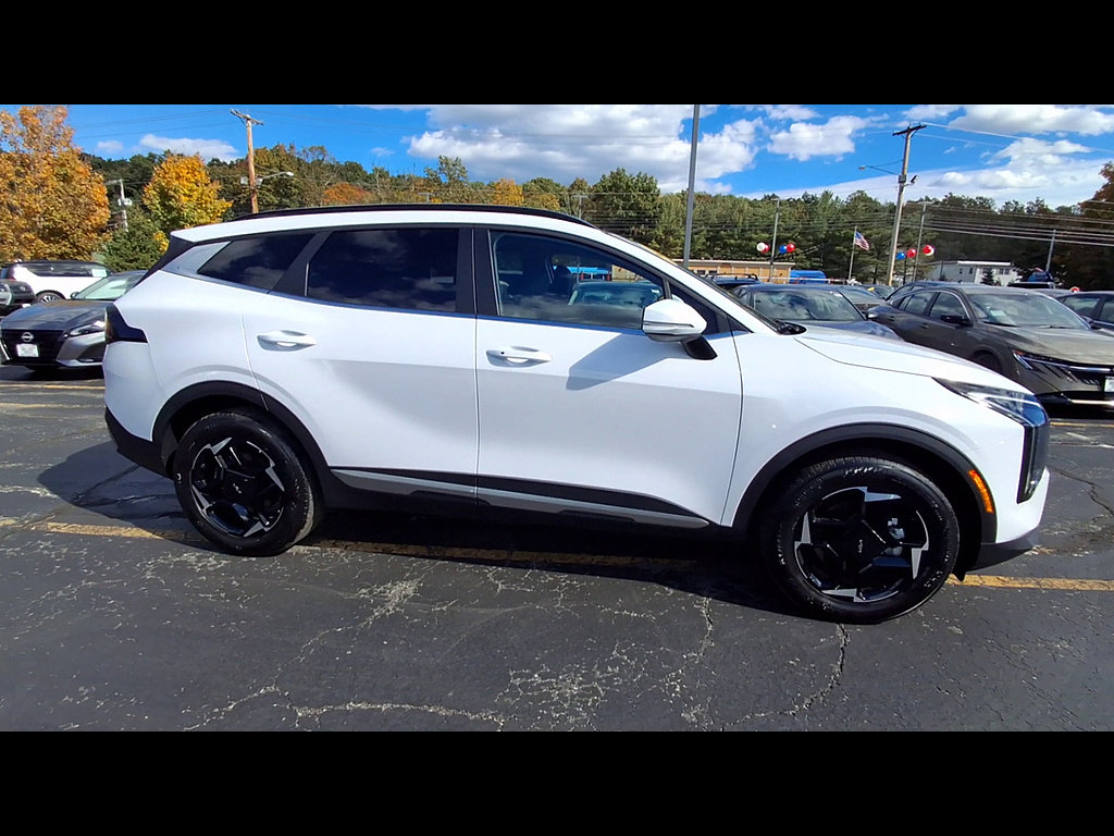 Used 2026 Kia Sportage EX w/ EX Panorama Roof Package AWD/4WD image 9