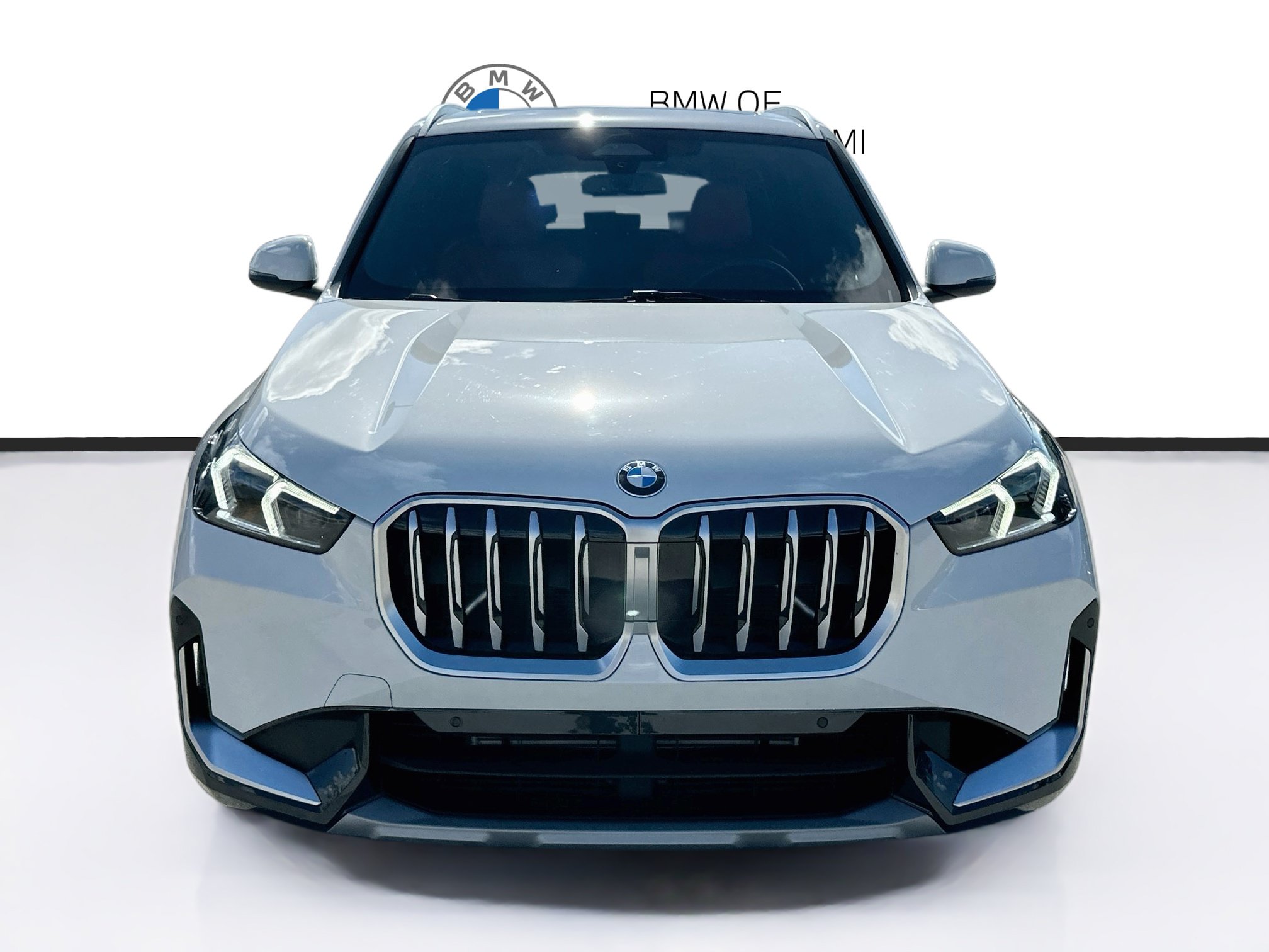 Certified 2025 BMW X1 xDrive28i w/ Convenience Package AWD/4WD image 2