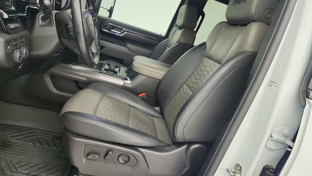 Used 2024 Chevrolet Silverado 2500 ZR2 w/ ZR2 Bison Edition image 17
