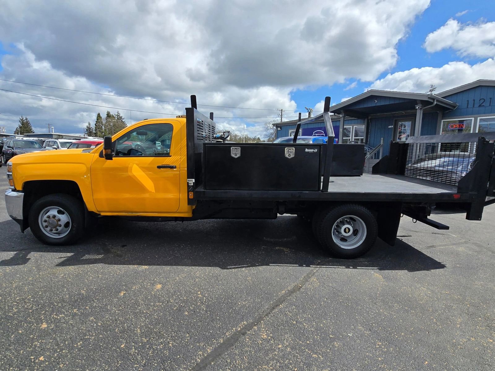 Used 2019 Chevrolet Silverado 3500 W/T w/ WT Convenience Package AWD/4WD image 2