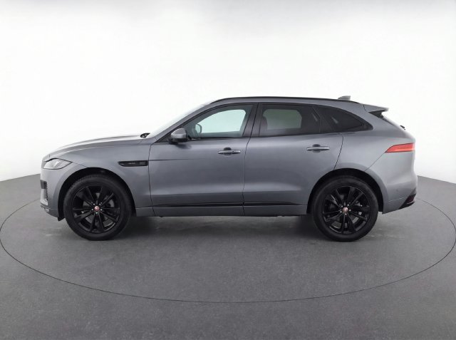 Certified 2026 Jaguar F-PACE R-Dynamic S AWD/4WD image 38