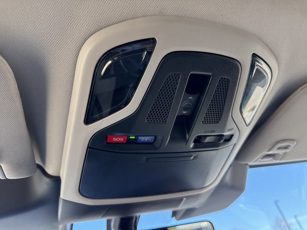 Used 2025 Subaru Outback Onyx Edition image 31