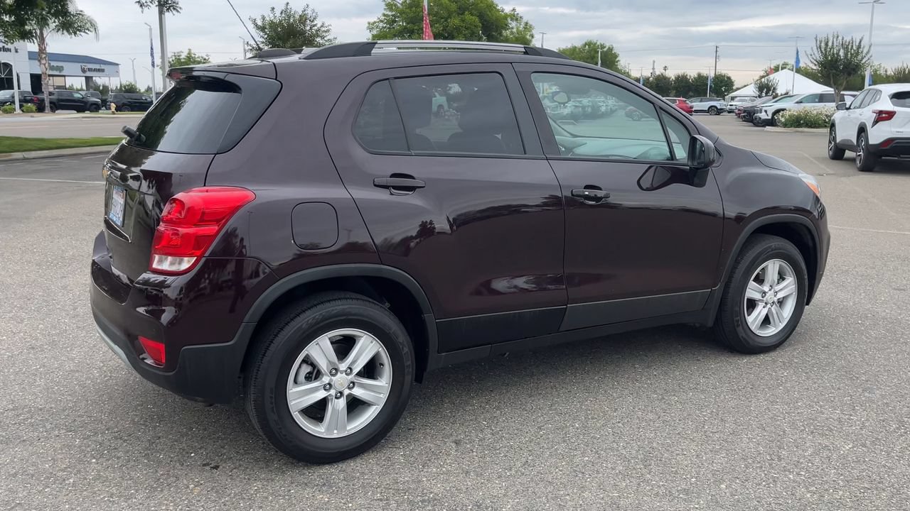 Used 2022 Chevrolet Trax LT w/ Driver Confidence Package AWD/4WD image 7