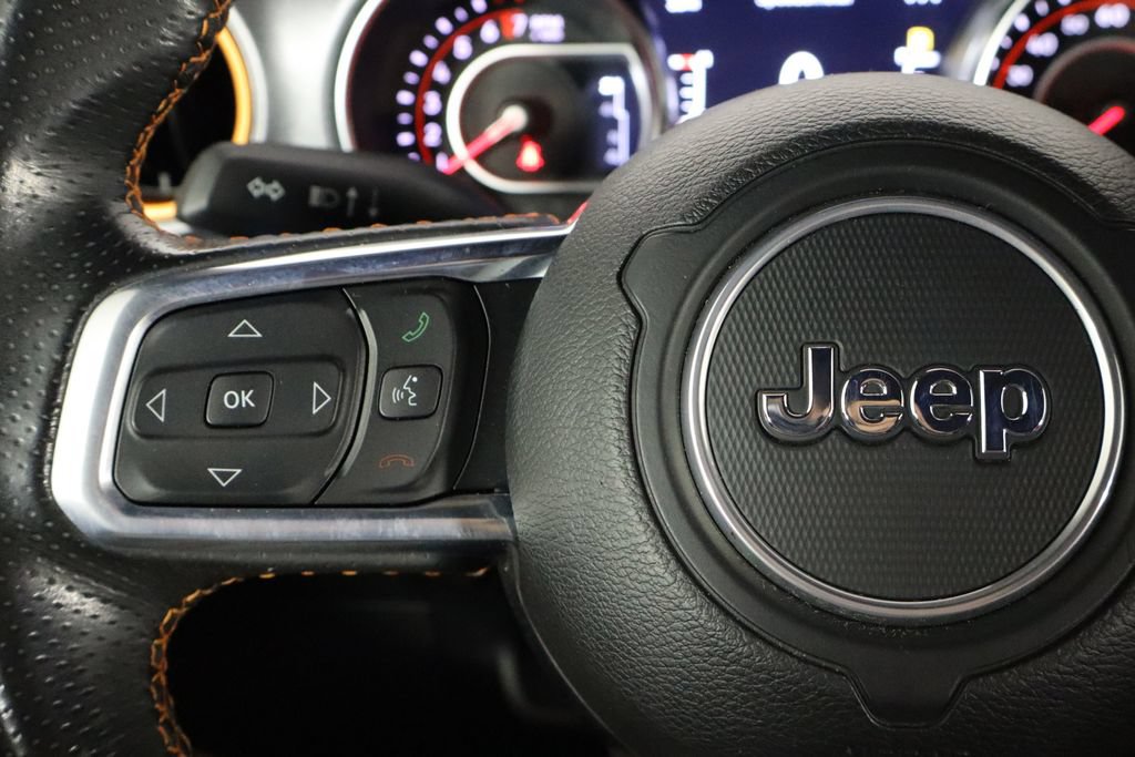 Used 2022 Jeep Gladiator Mojave AWD/4WD image 8