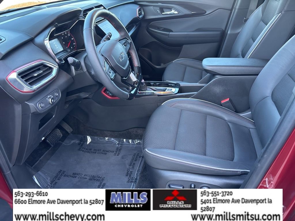 Used 2023 Chevrolet TrailBlazer RS w/ Convenience Package FWD image 11