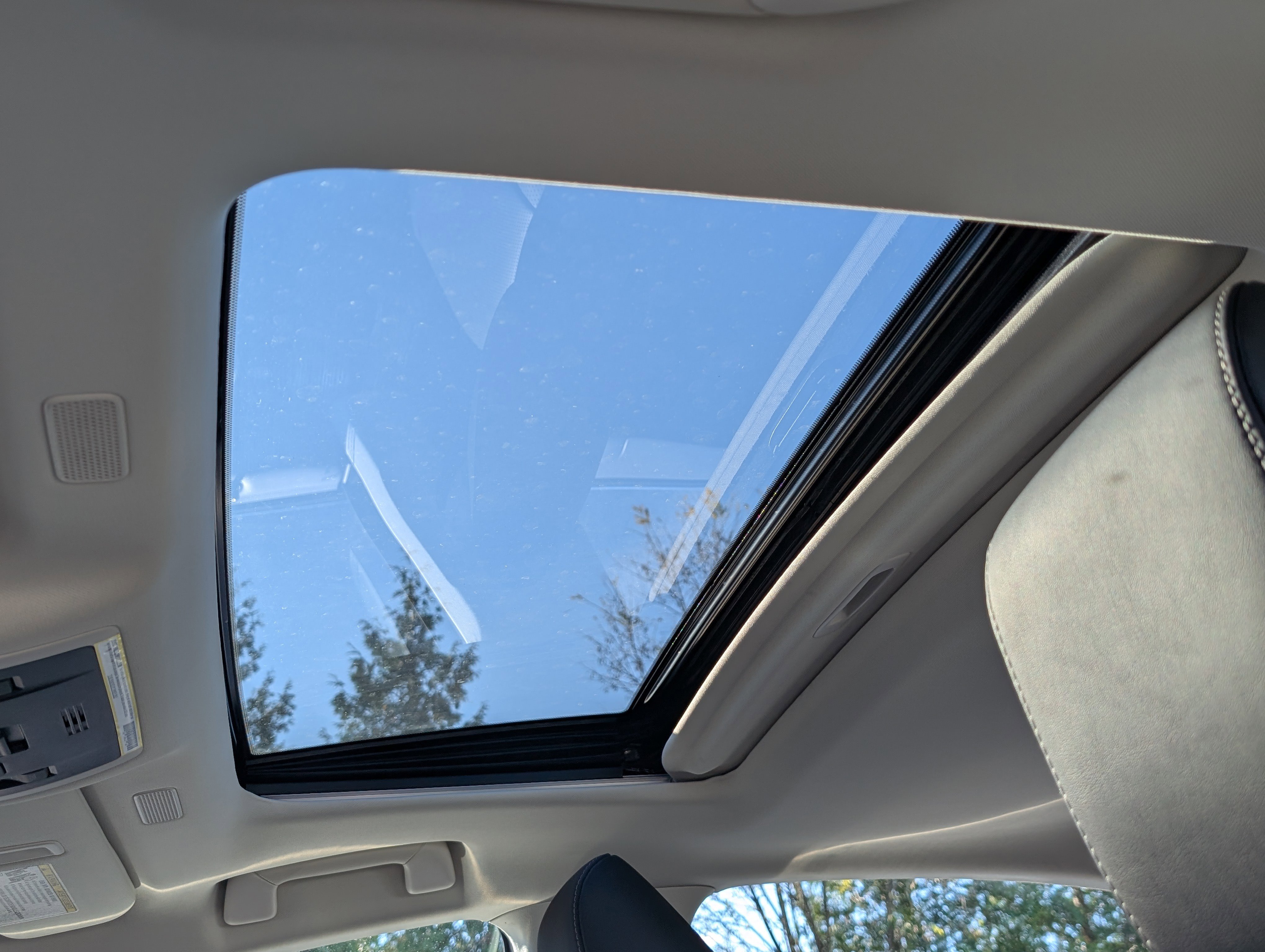 Certified 2024 Lexus ES 350 w/ Premium Package image 20