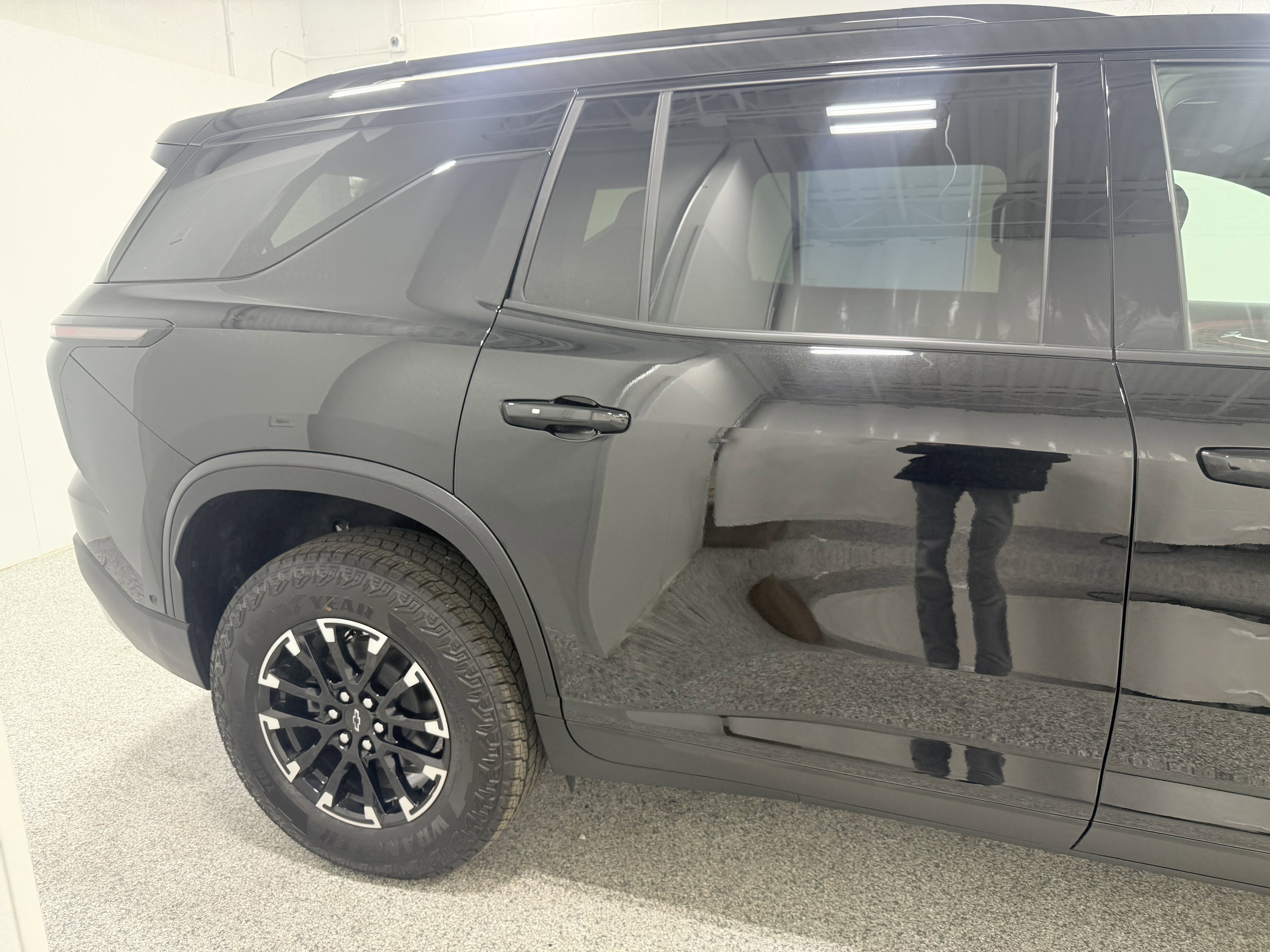 Used 2025 Chevrolet Traverse Z71 w/ Enhanced Driving Package image 9