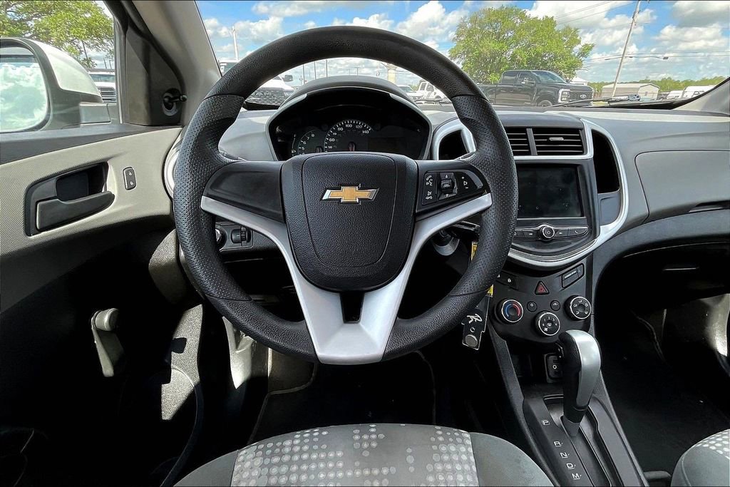 Used 2018 Chevrolet Sonic LS image 8