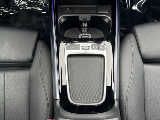 Used 2025 Mercedes-Benz GLA 250 image 11