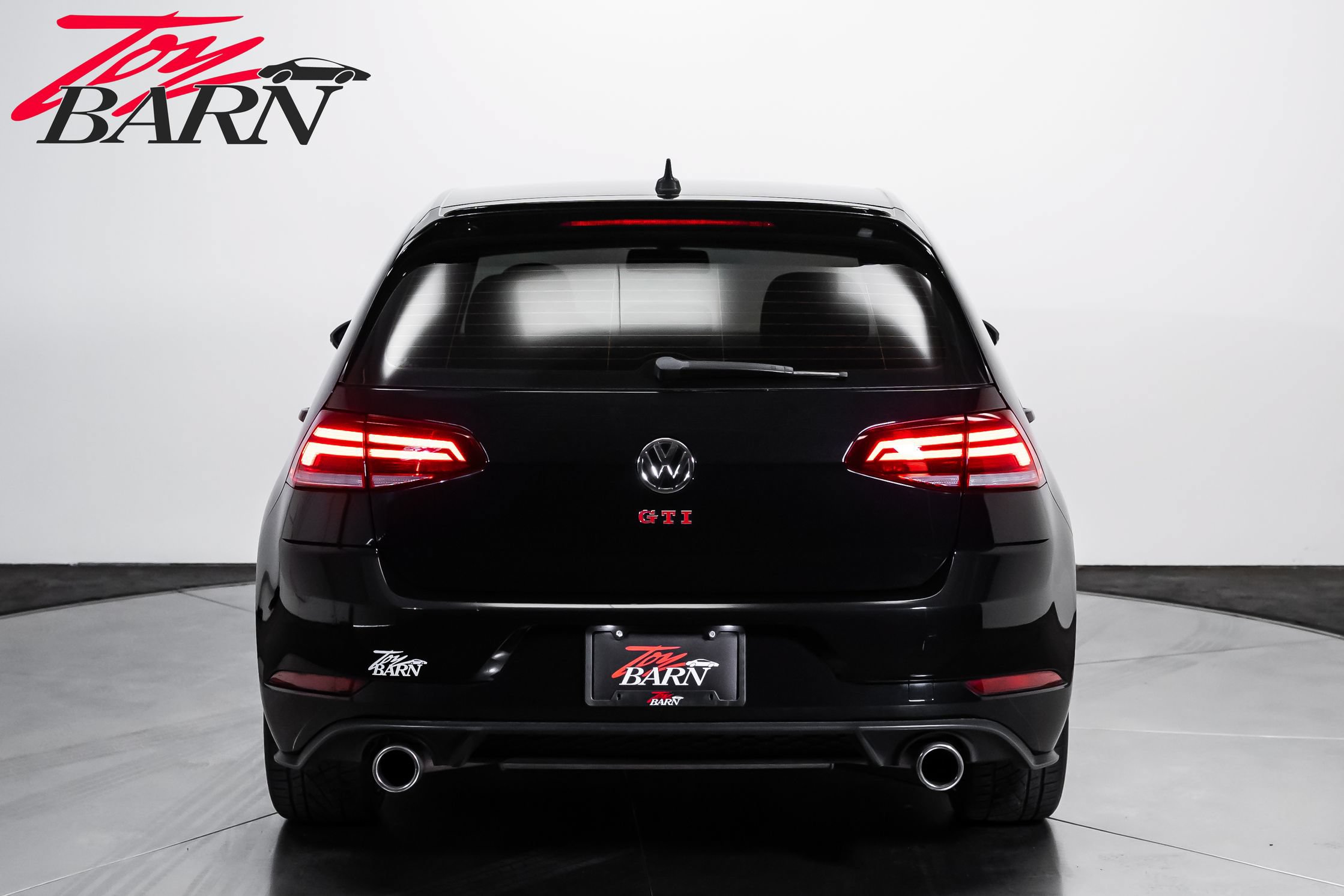 Used 2021 Volkswagen GTI S FWD image 4
