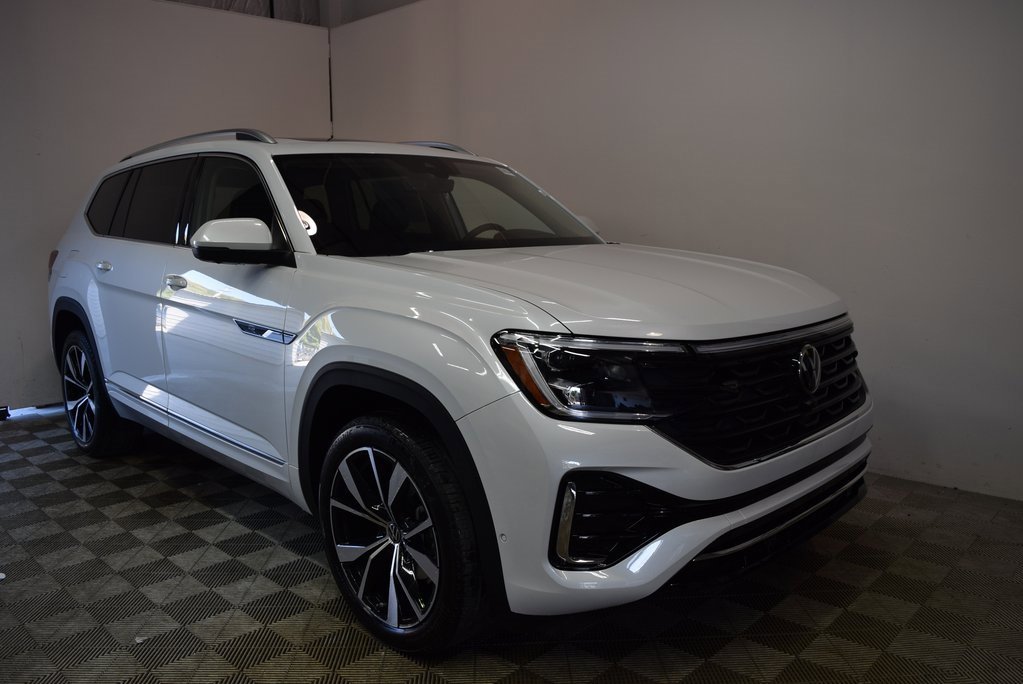 New 2026 Volkswagen Atlas SEL Premium R-Line