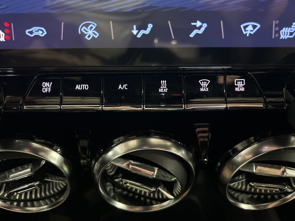 New 2024 Chevrolet Blazer EV LT image 26